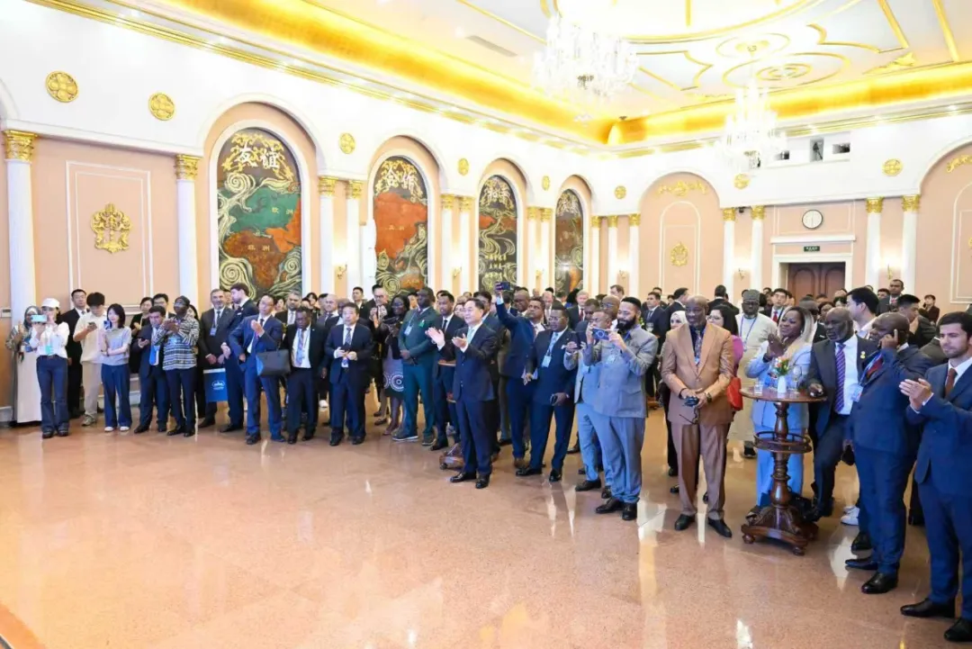 1760064983870647.png 2.png