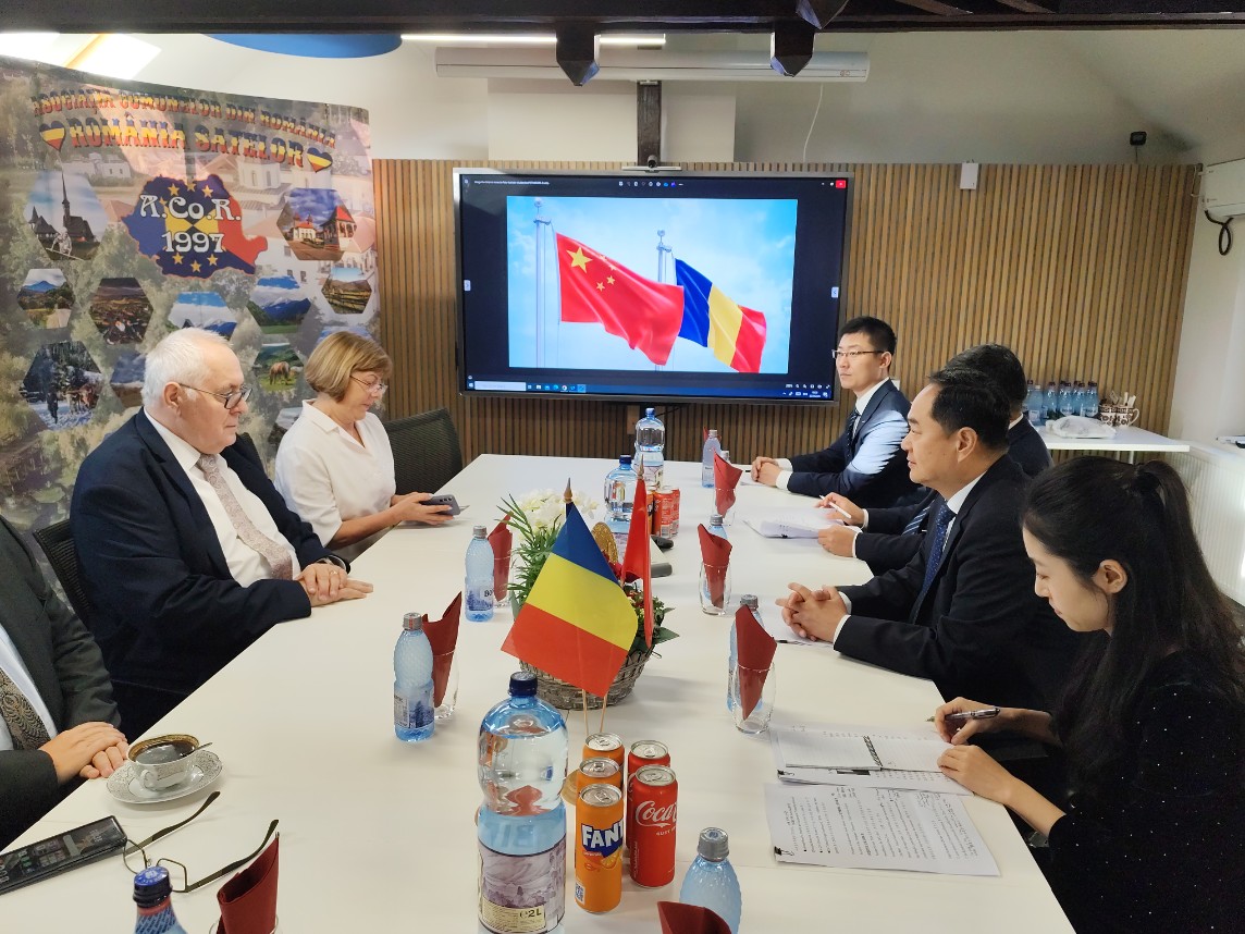 1760923038259512.jpg 3.jpg