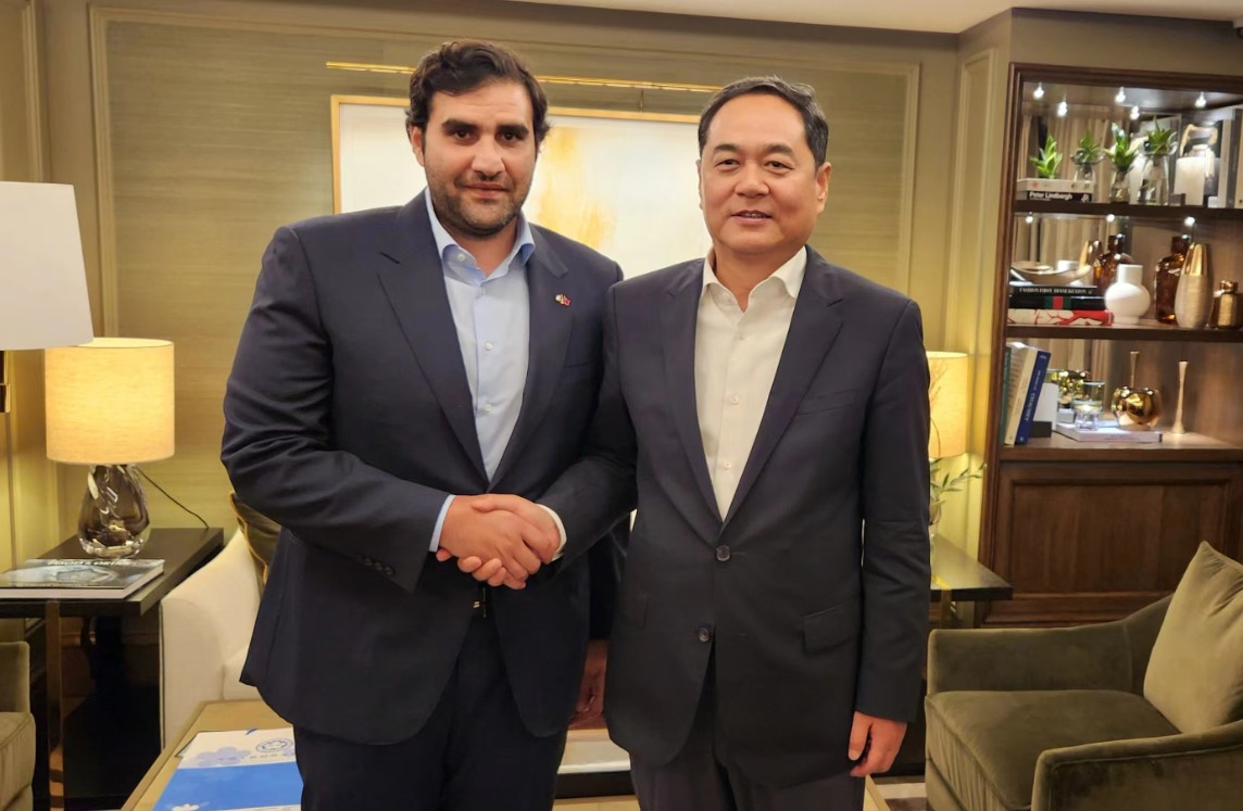 1760923054126509.jpg 4.jpg