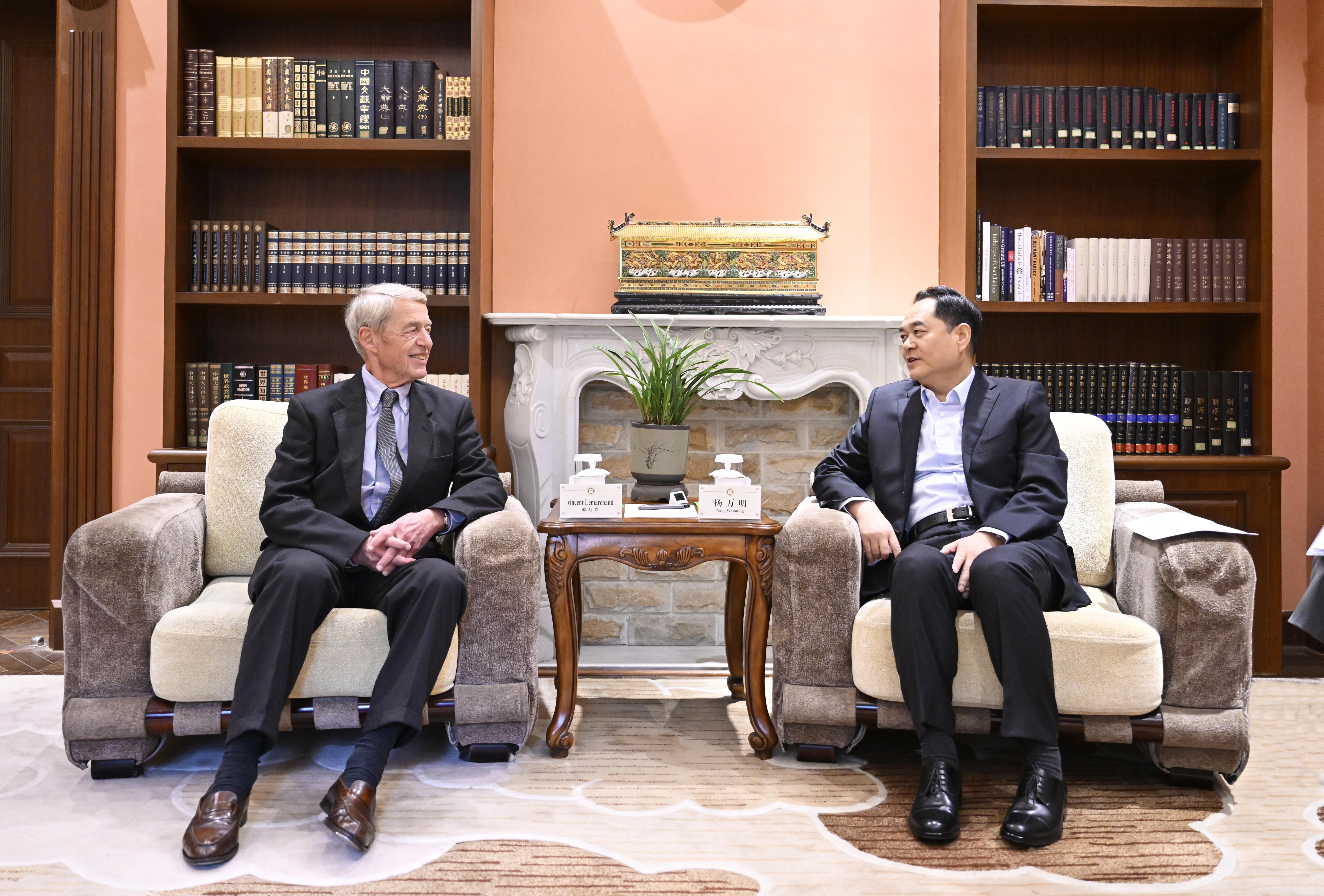 1763128251439402.png 0.png