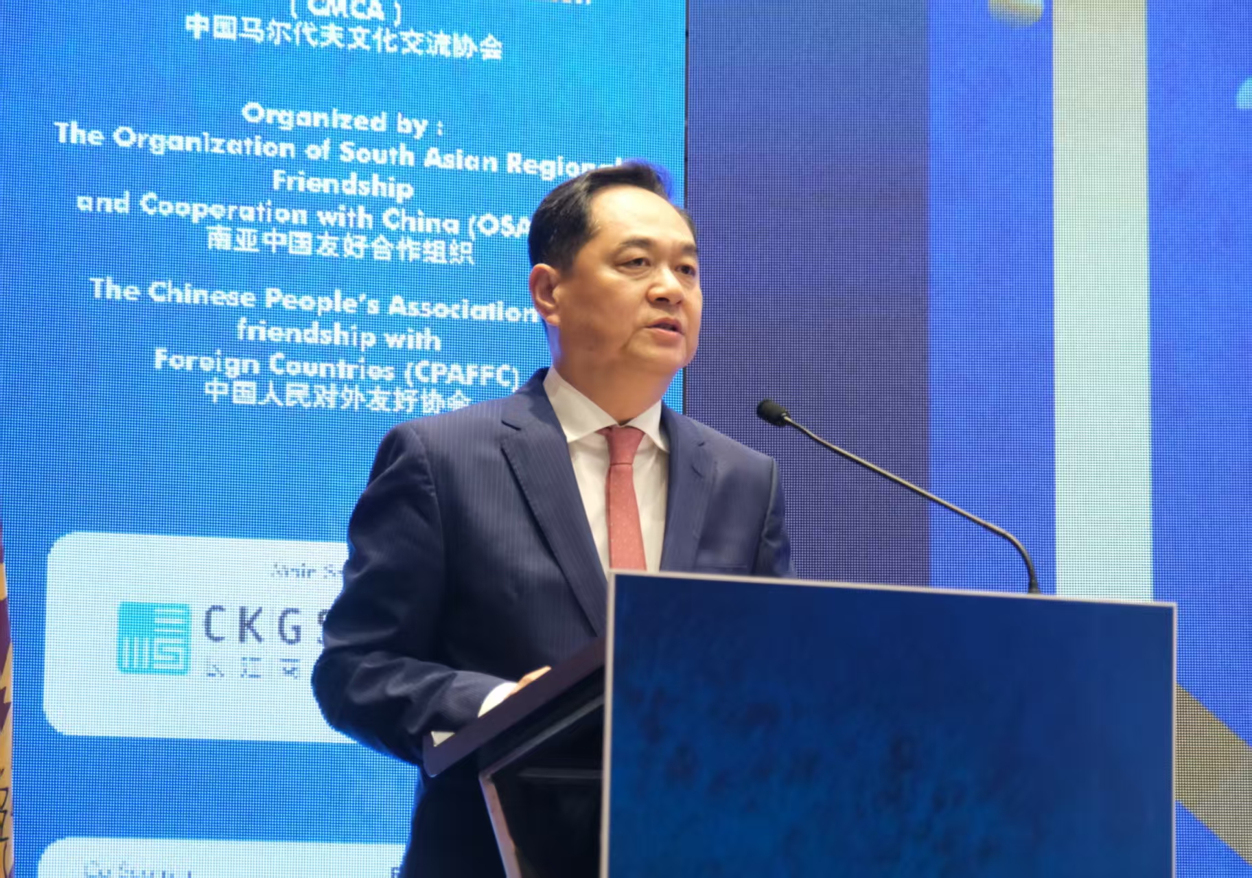 1764732376454912.png 1.png