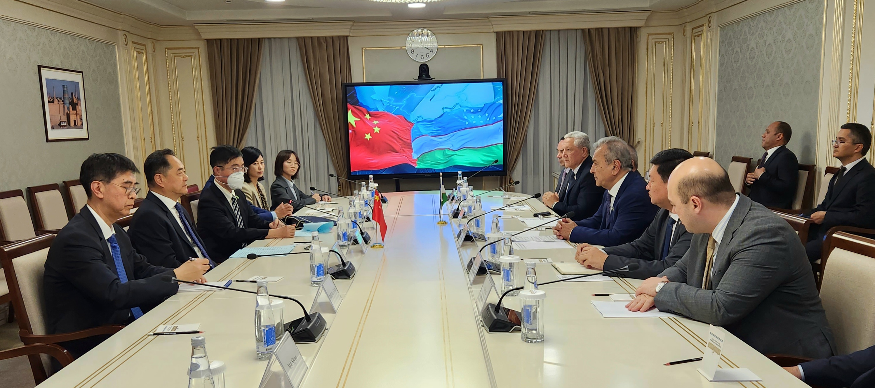 乌2.jpg